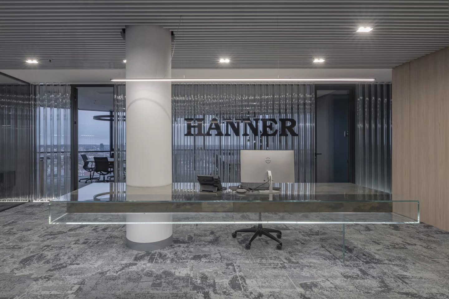 Hanner | Vilnius

Photo by Lina ADi